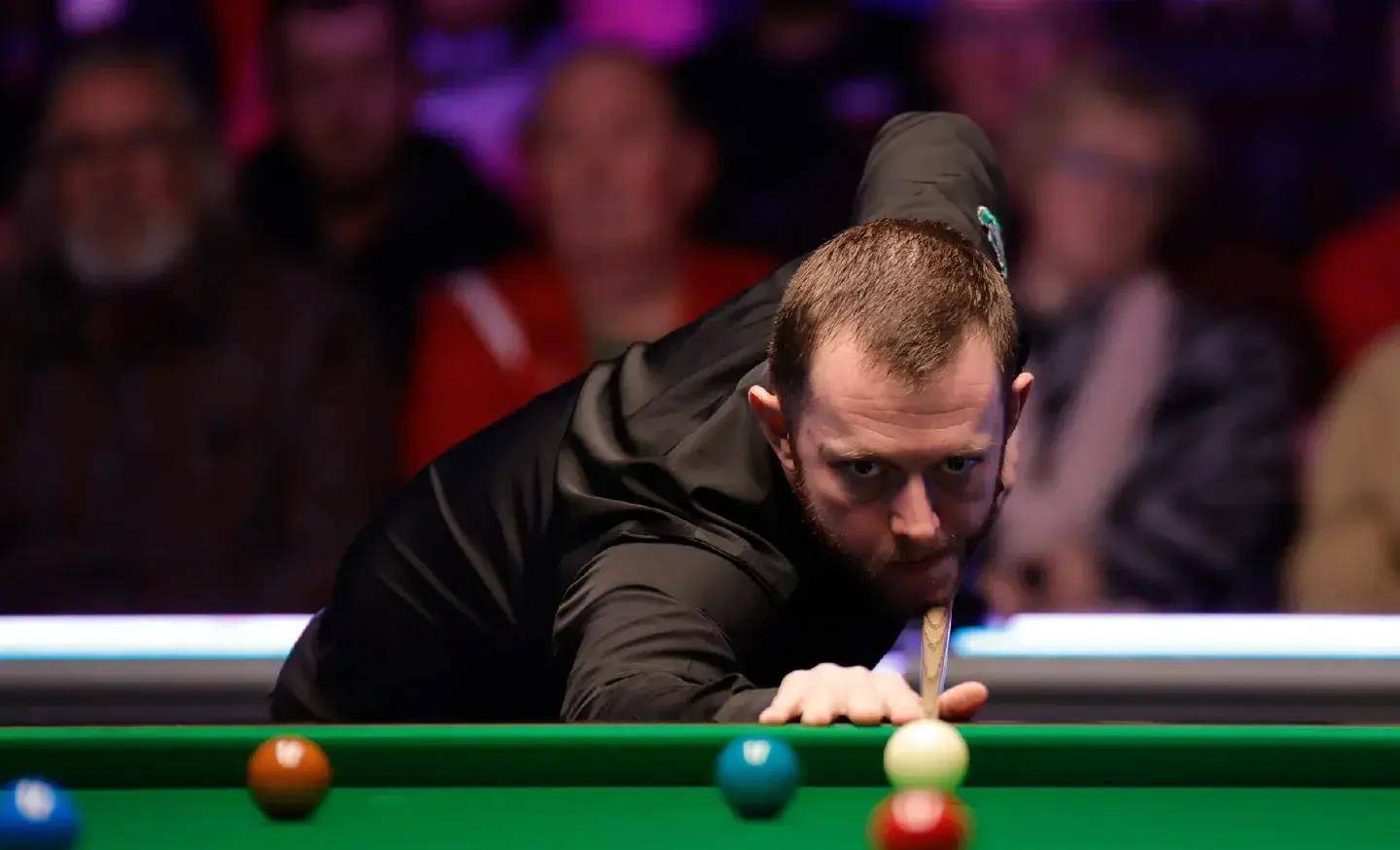 努涅斯在比 努涅斯在比