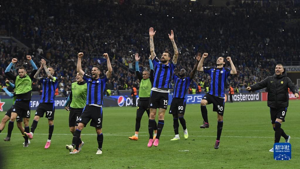 吞噬你的E 吞噬你的E